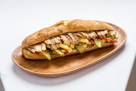 Ekmek Arası Tavuk Döner | 200,00